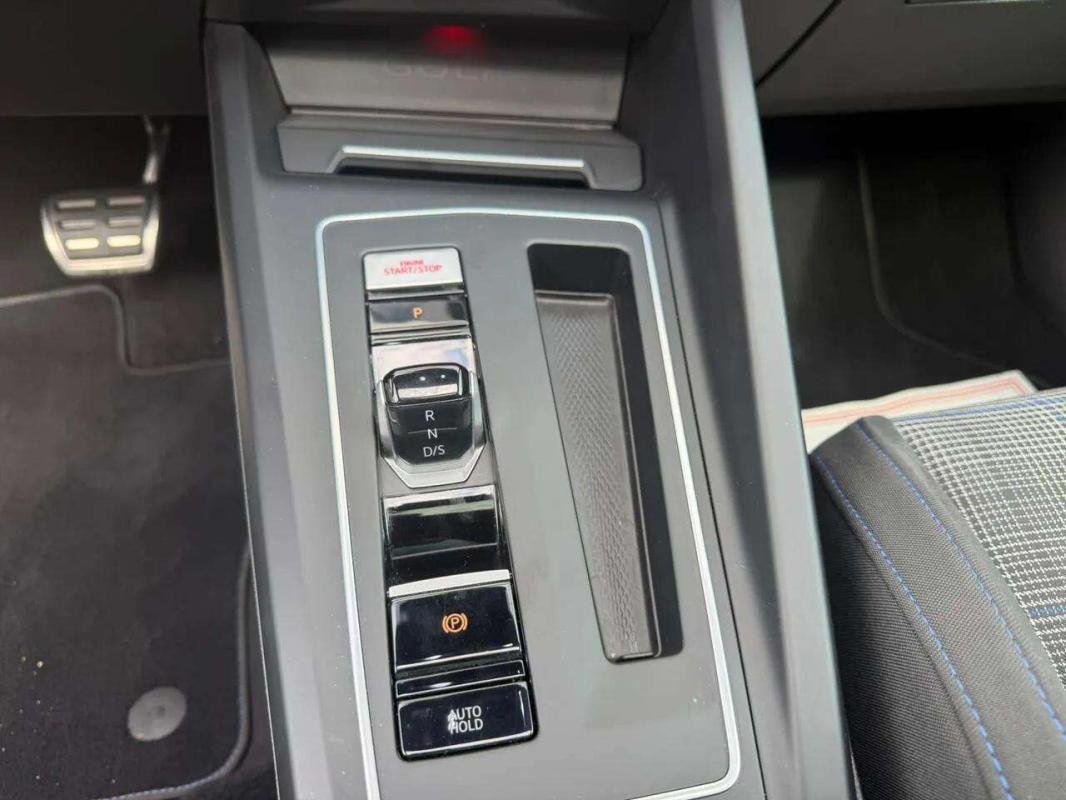 Volkswagen Golf - Photo 14