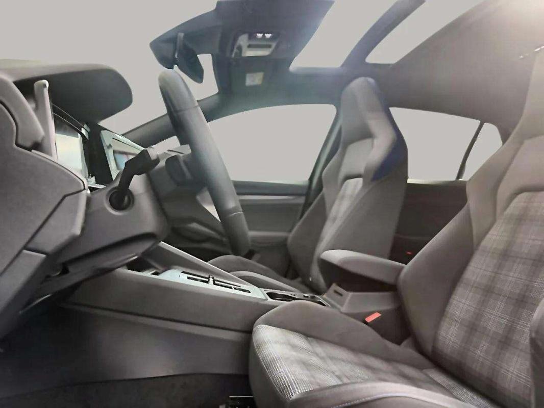 Volkswagen Golf - Photo 10