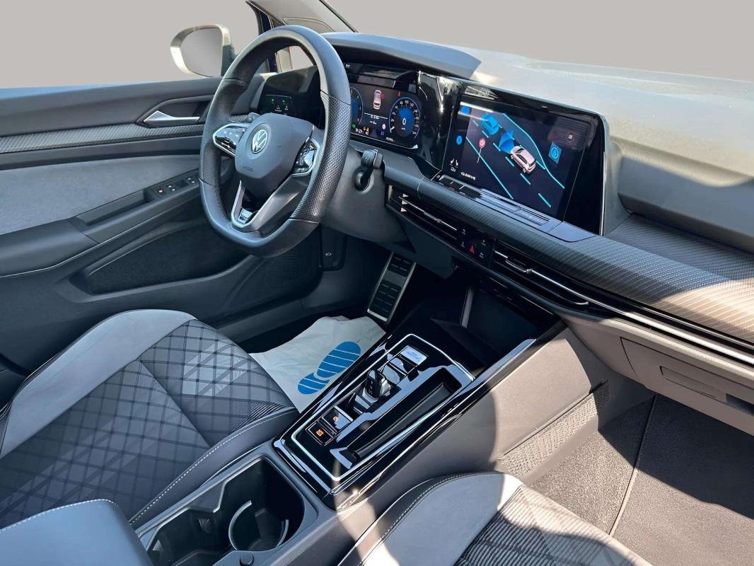 Volkswagen Golf - Photo 12
