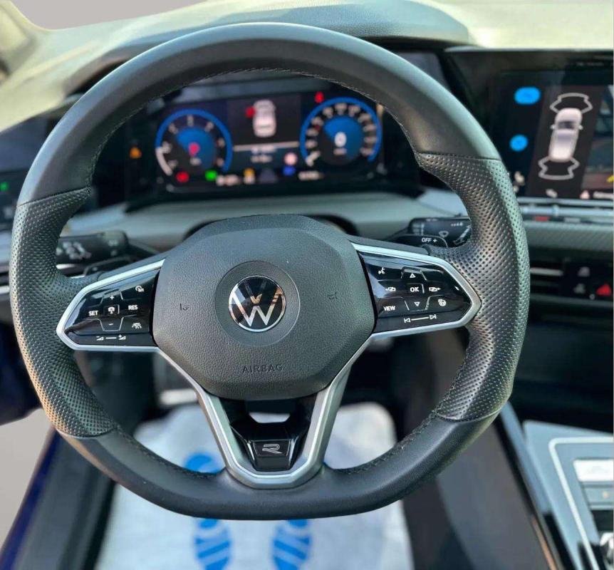 Volkswagen Golf - Photo 10