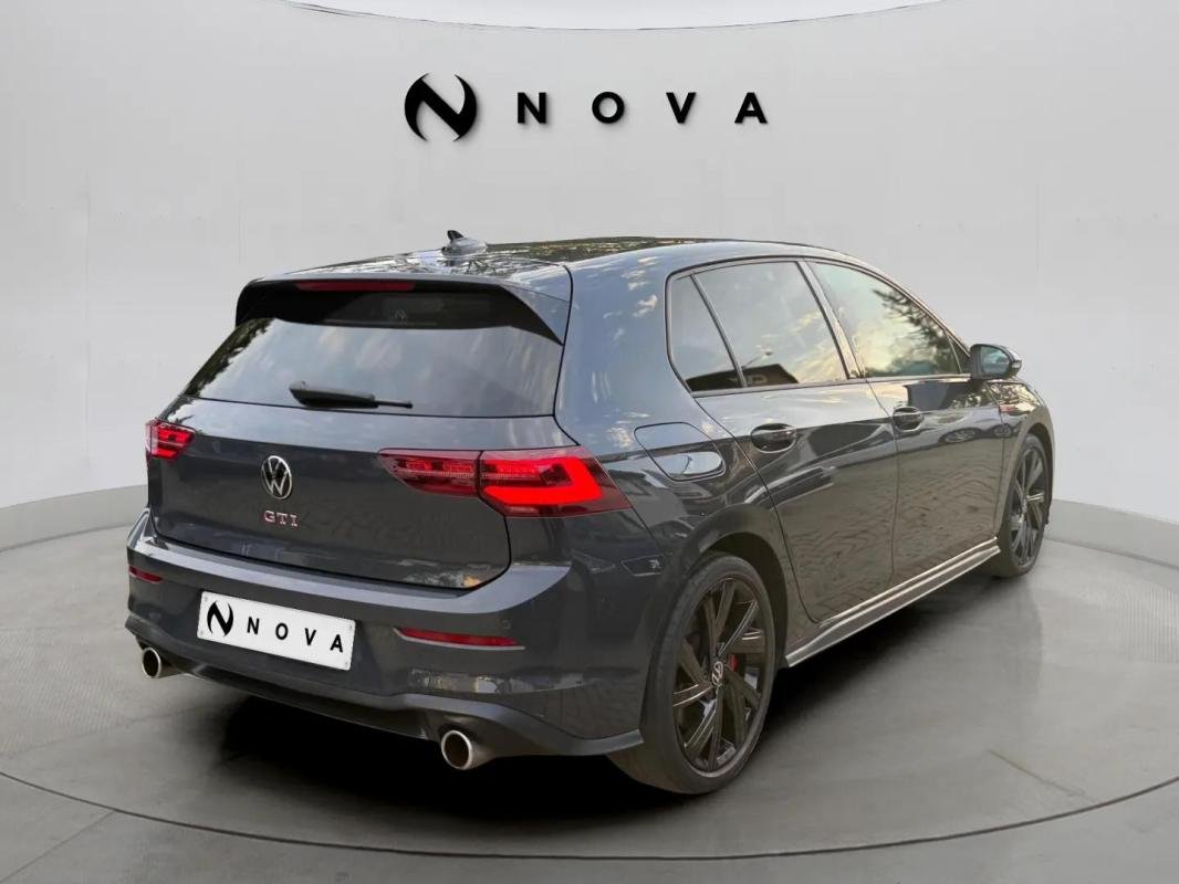 Volkswagen Golf - Photo 4