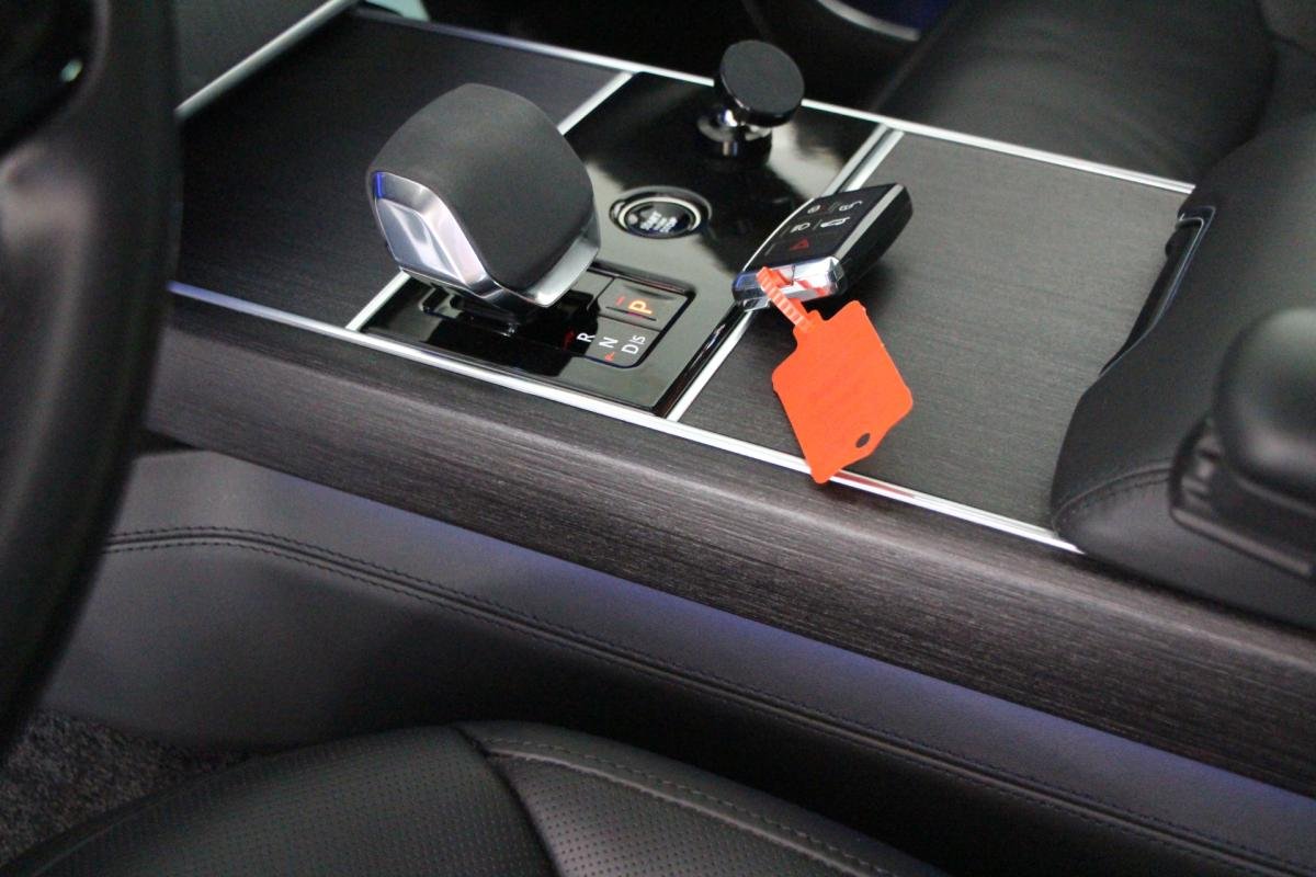 Land Rover Range Rover - Photo 20