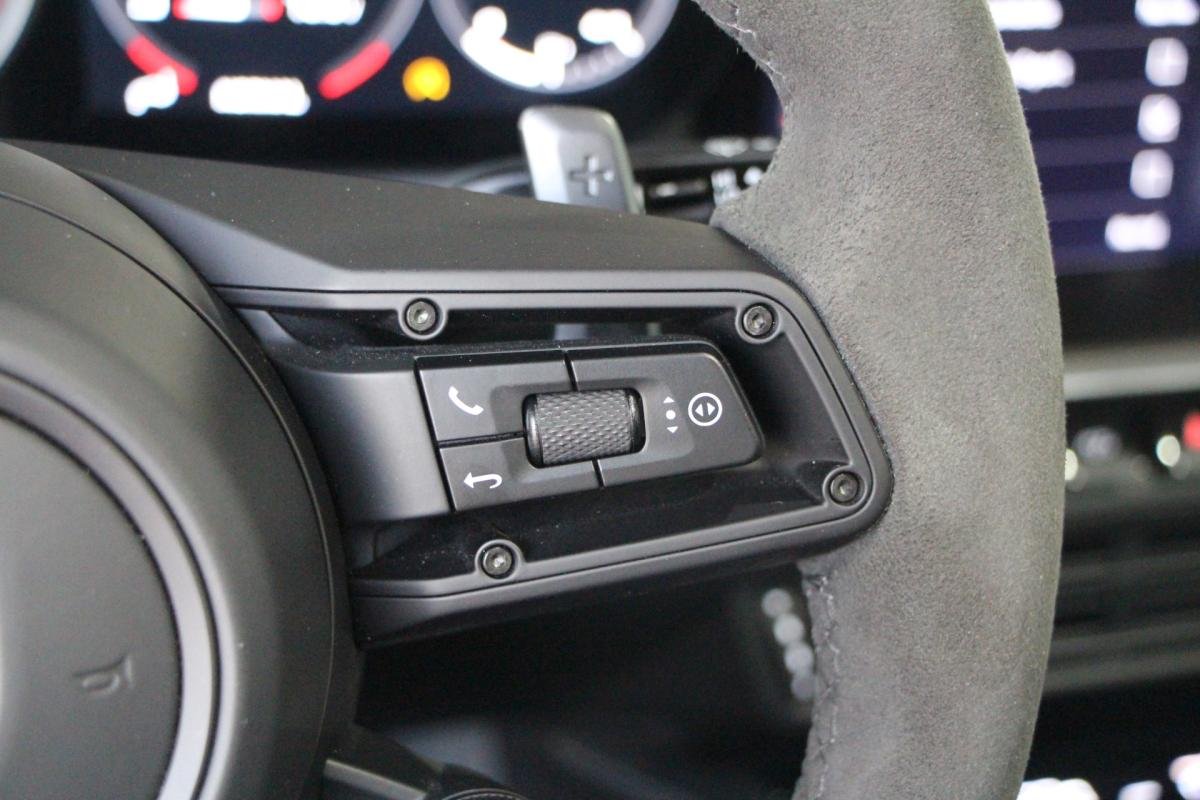 Porsche 911 - Photo 21