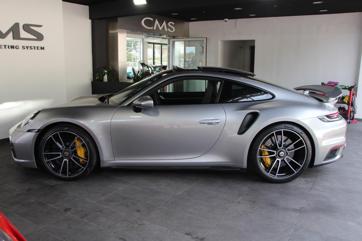 Porsche 911 - Photo 9
