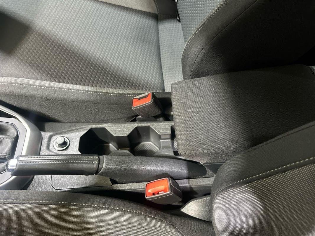 Volkswagen Polo - Photo 12