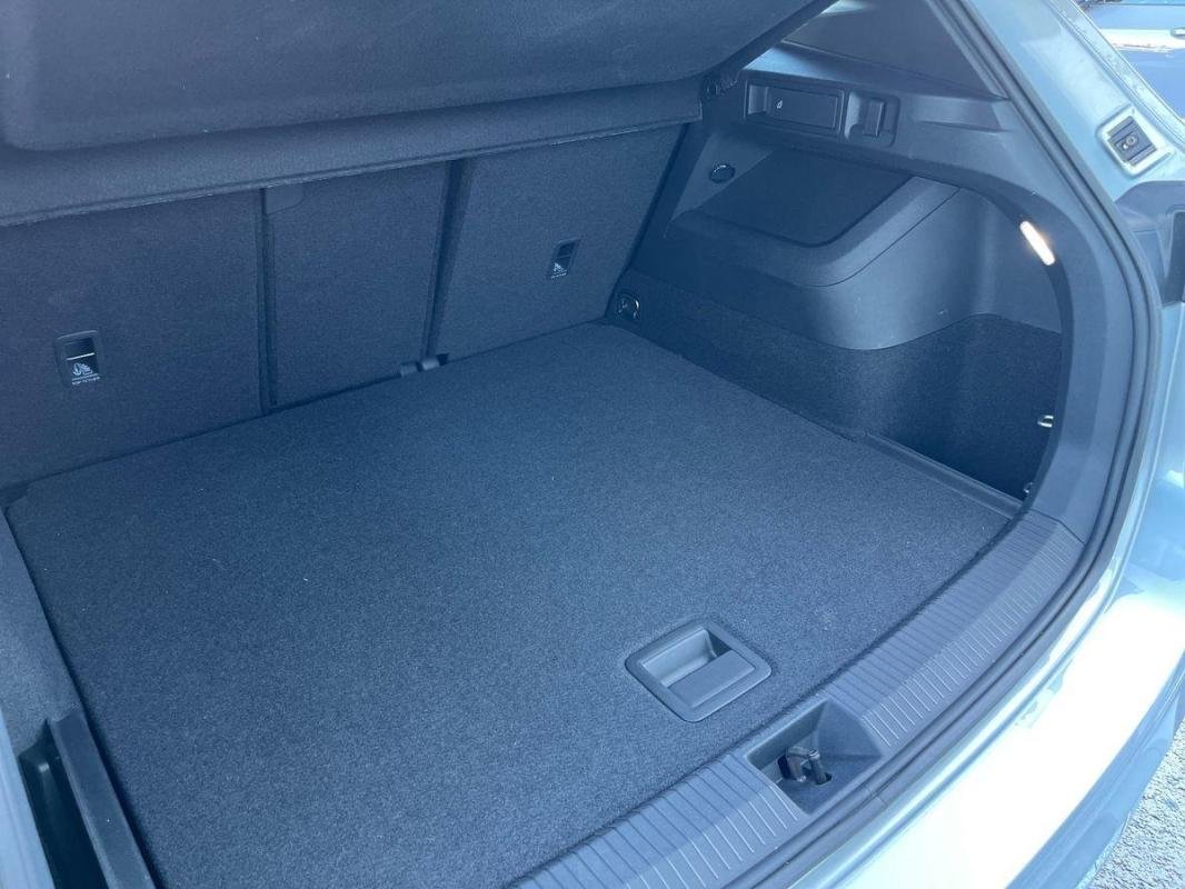 Volkswagen Tiguan - Photo 12