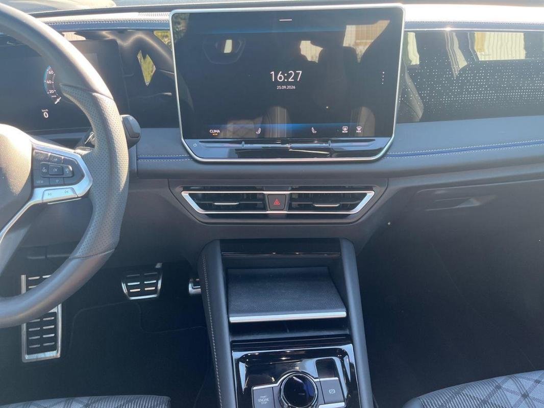 Volkswagen Tiguan - Photo 15