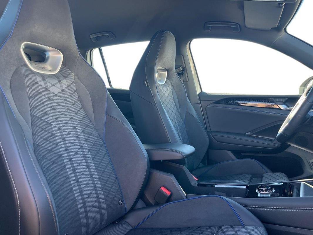 Volkswagen Tiguan - Photo 18