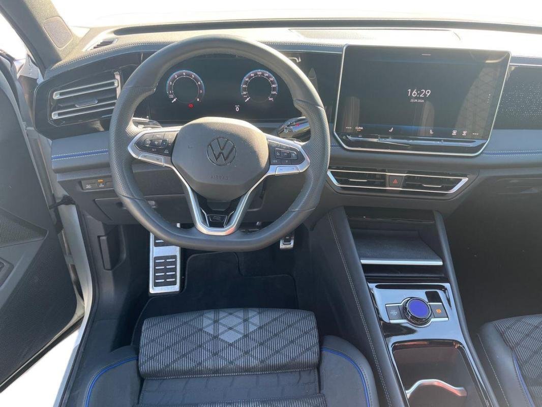 Volkswagen Tiguan - Photo 29