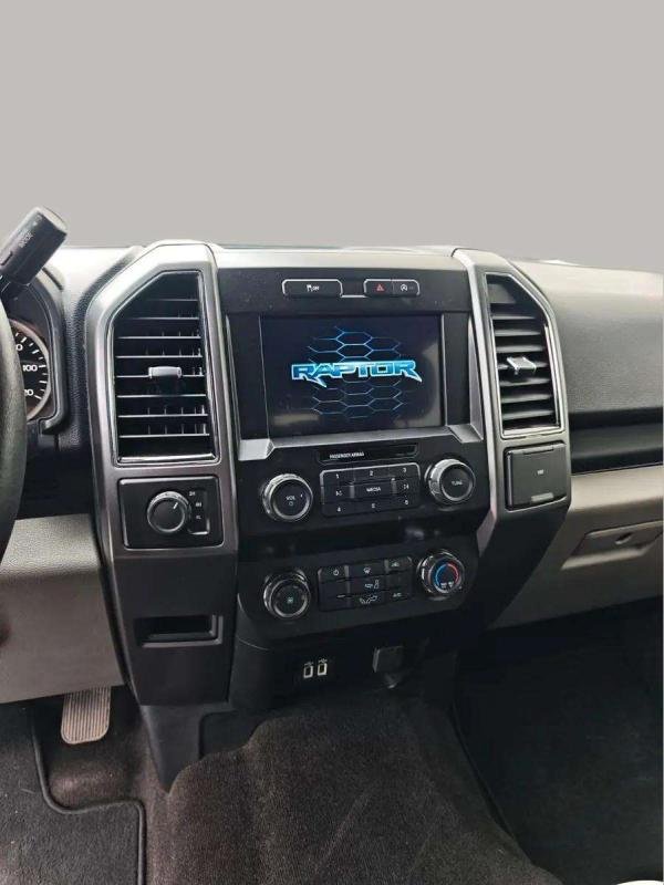 Ford F 150 - Photo 8