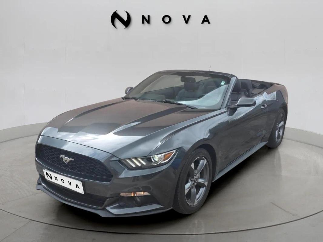 Ford Mustang - Photo 1