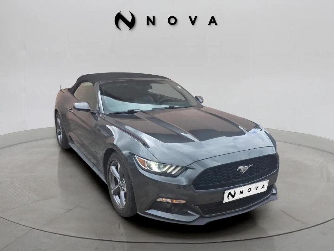 Ford Mustang - Photo 5