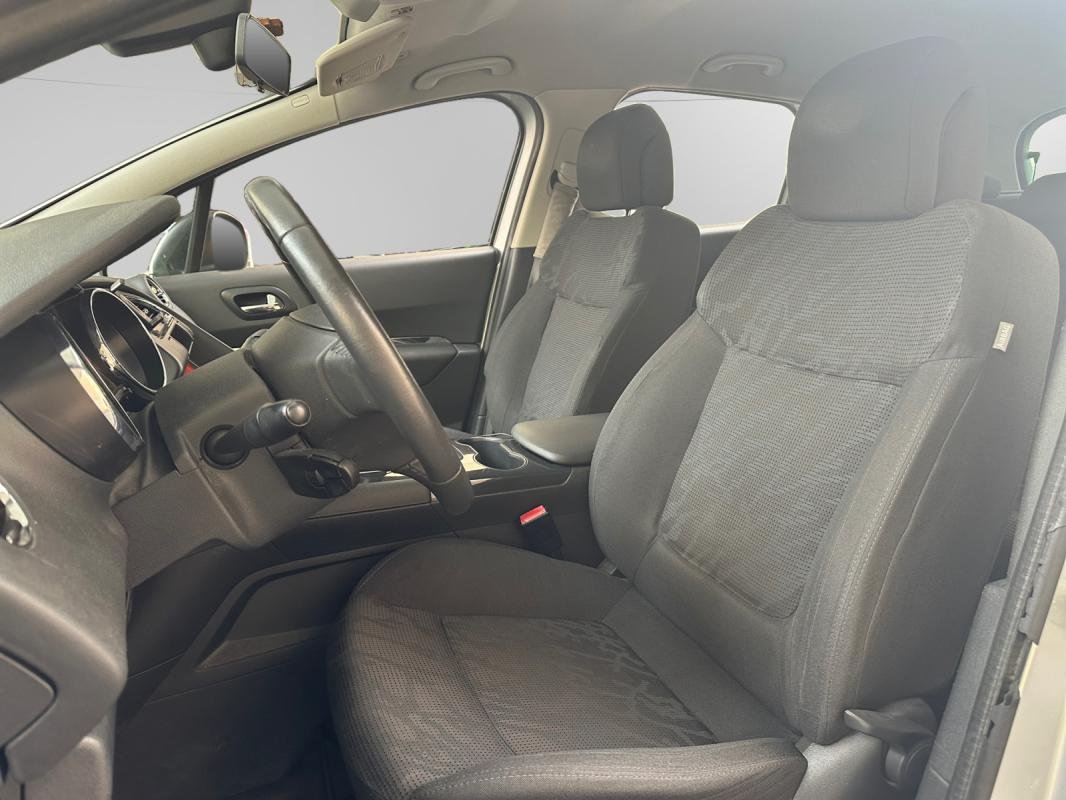 Peugeot 3008 - Photo 13