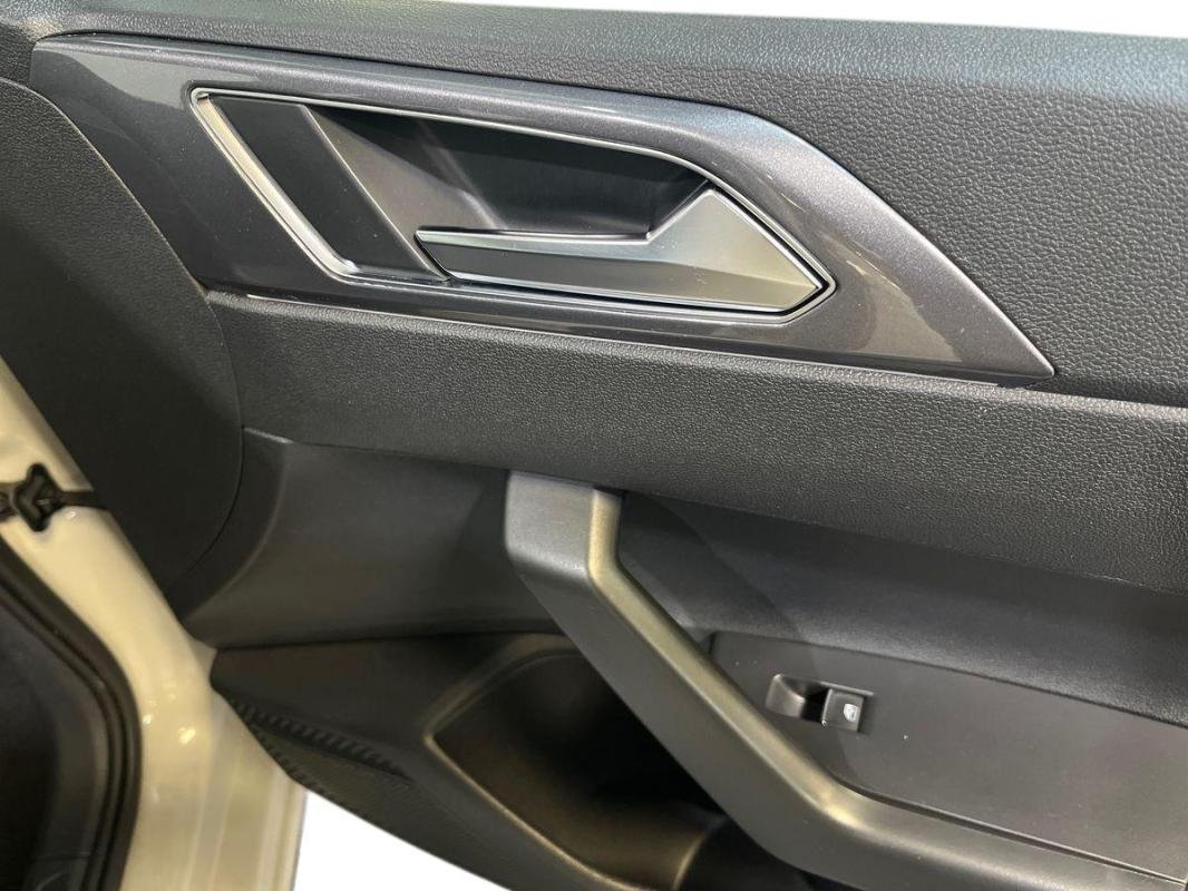 Volkswagen Polo - Photo 15