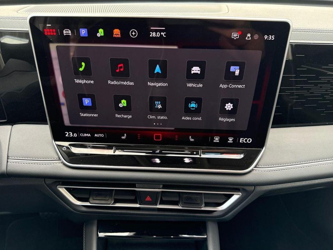 Volkswagen Tiguan - Photo 16