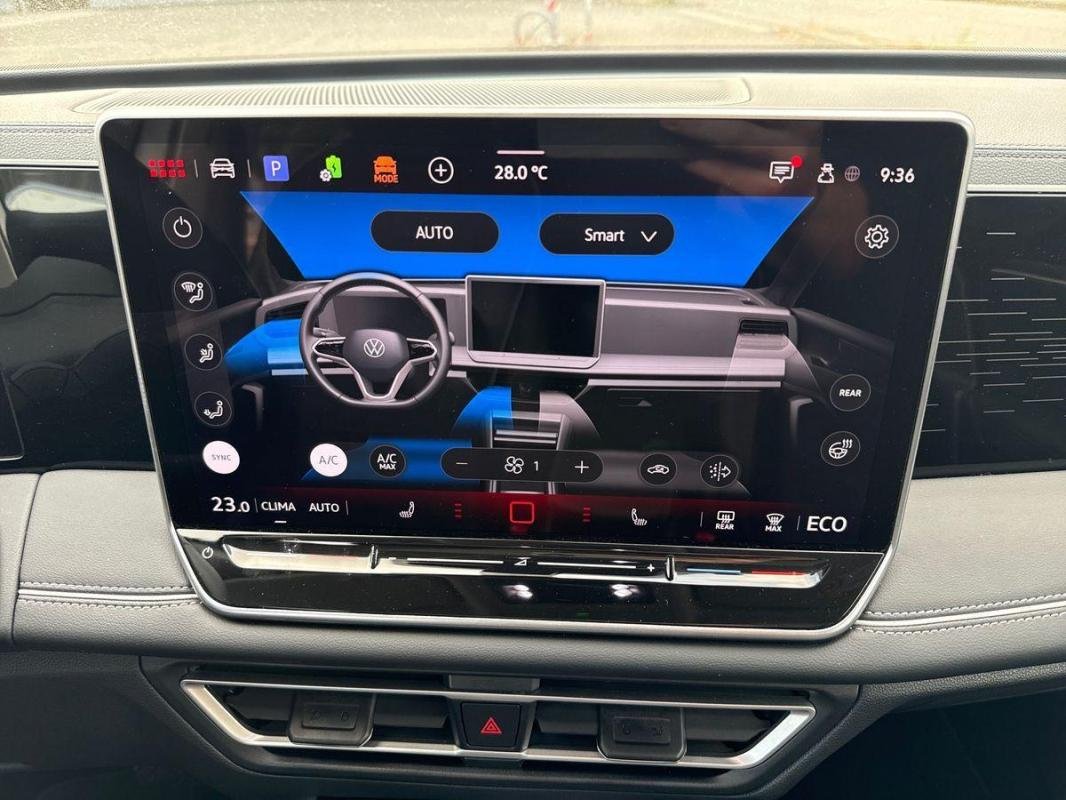 Volkswagen Tiguan - Photo 19