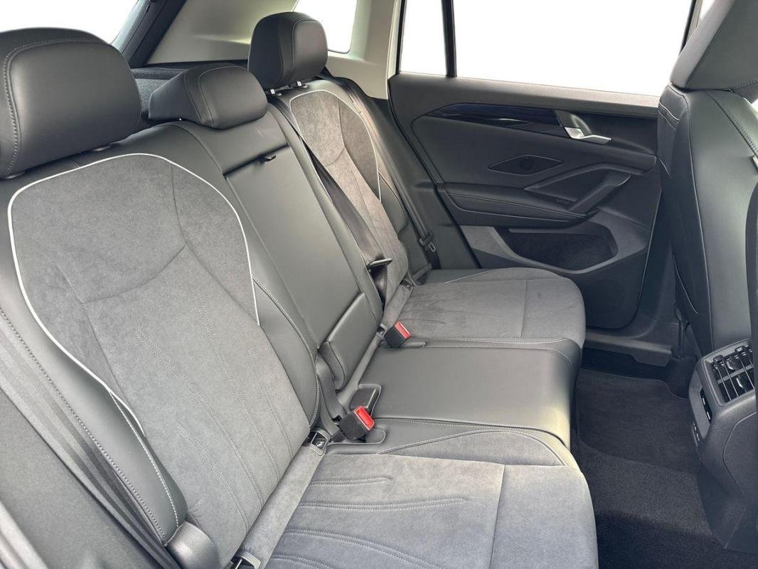 Volkswagen Tiguan - Photo 23