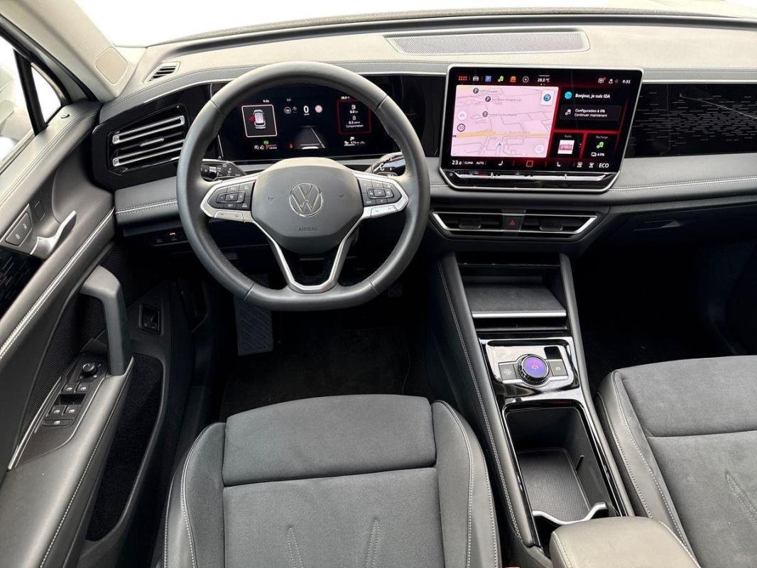 Volkswagen Tiguan - Photo 24