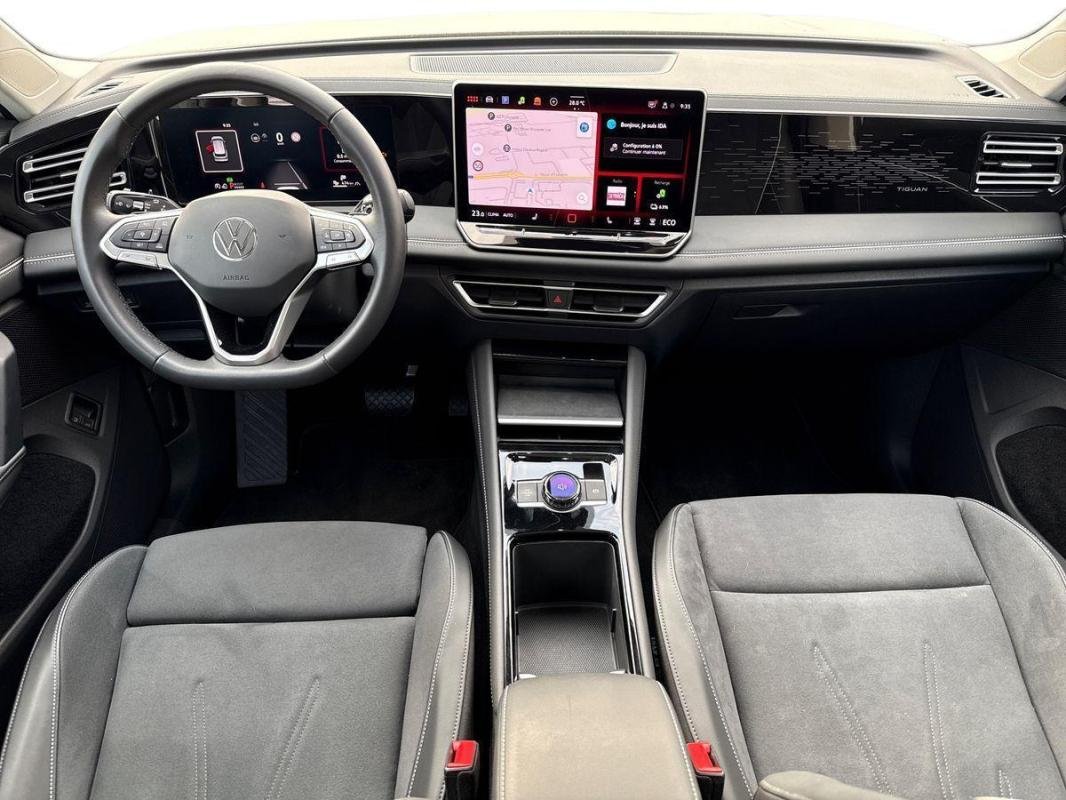Volkswagen Tiguan - Photo 8