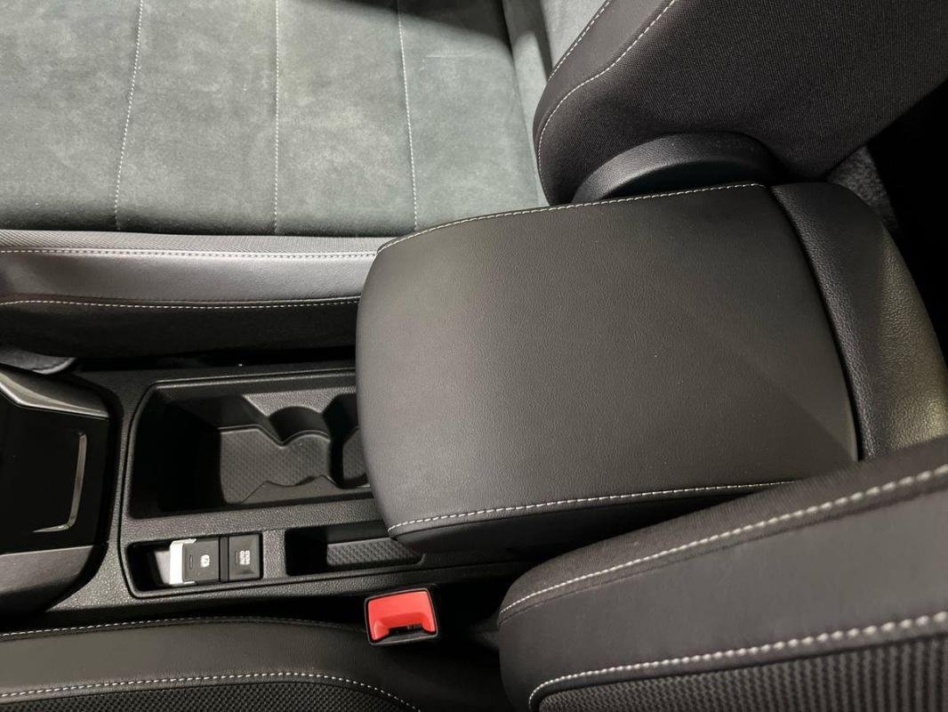 Volkswagen T-Roc - Photo 12