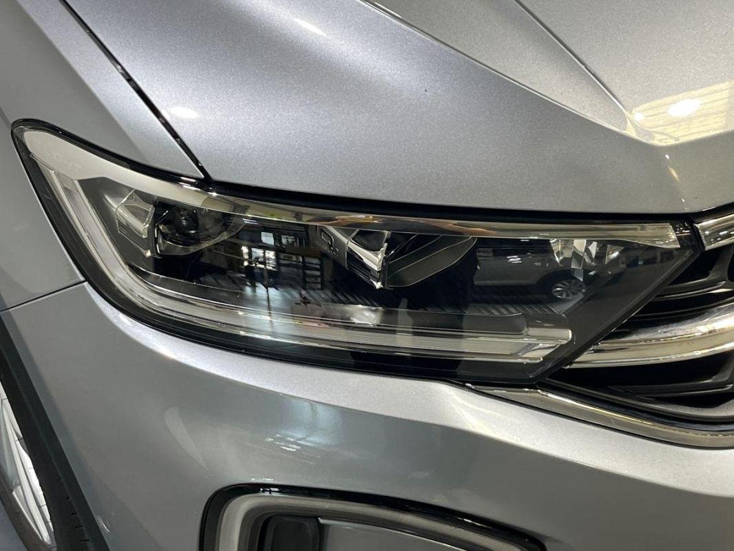 Volkswagen T-Roc - Photo 26