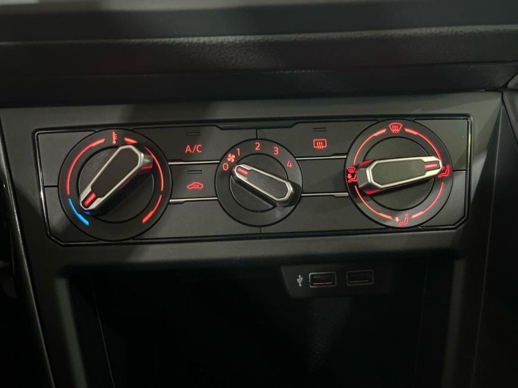 Volkswagen Polo - Photo 19