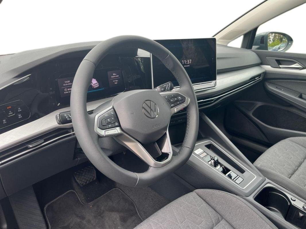 Volkswagen Golf - Photo 25