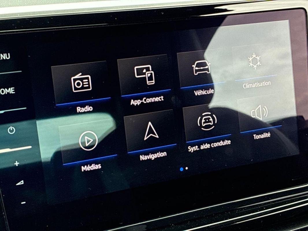 Volkswagen T-Roc - Photo 16