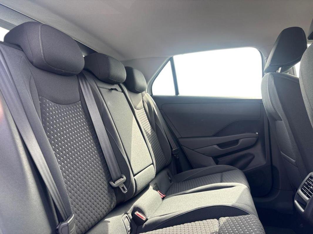 Volkswagen T-Roc - Photo 23