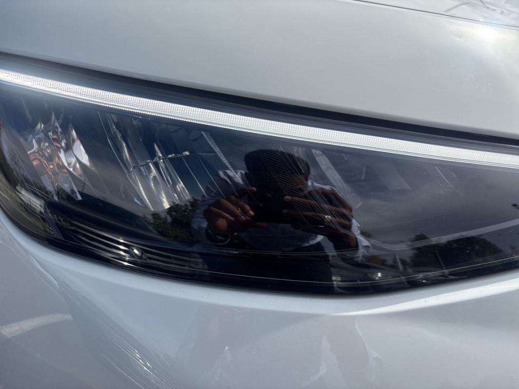 Volkswagen T-Roc - Photo 26