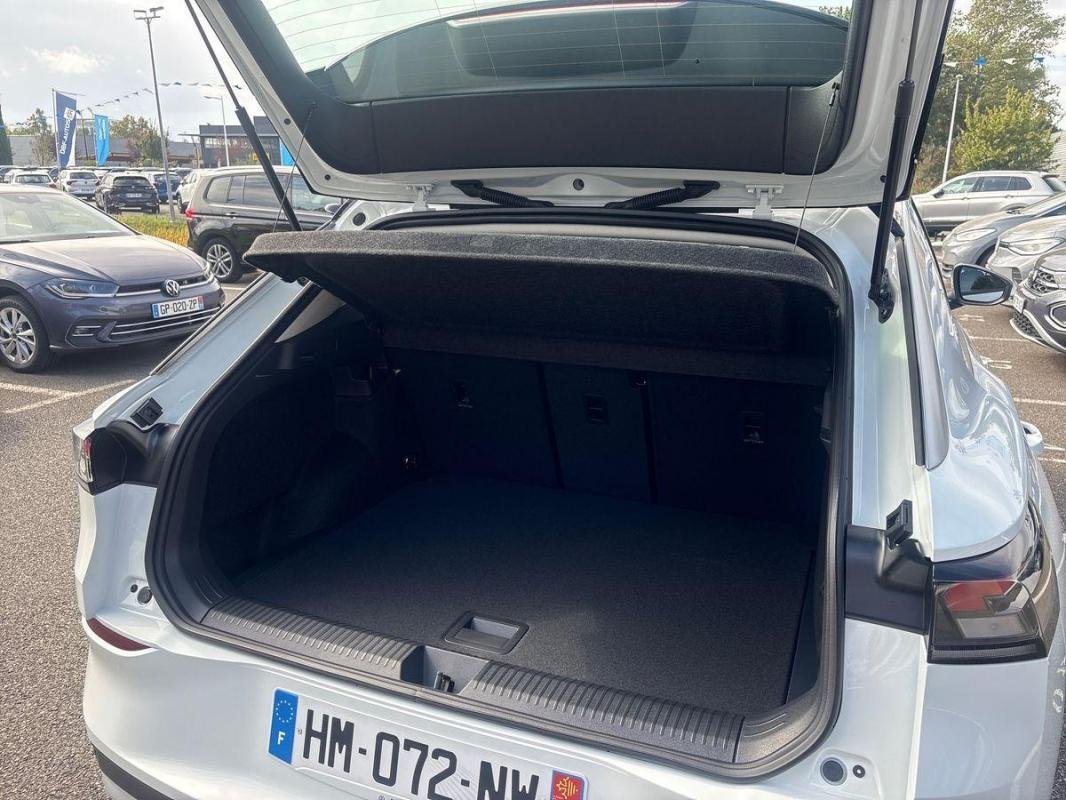 Volkswagen T-Roc - Photo 32