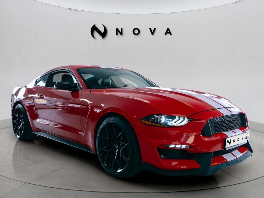 Ford Mustang - Photo 1