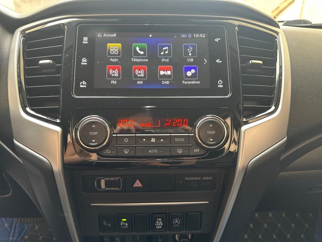 Mitsubishi L200 - Photo 15