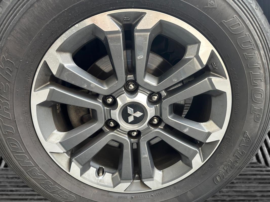 Mitsubishi L200 - Photo 25