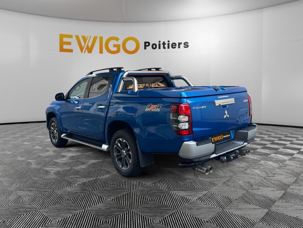 Mitsubishi L200 - Photo 4