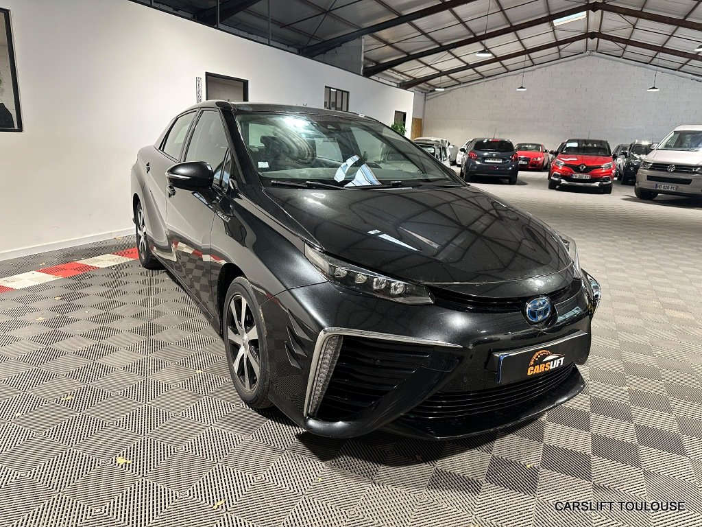 Toyota Mirai - Photo 1