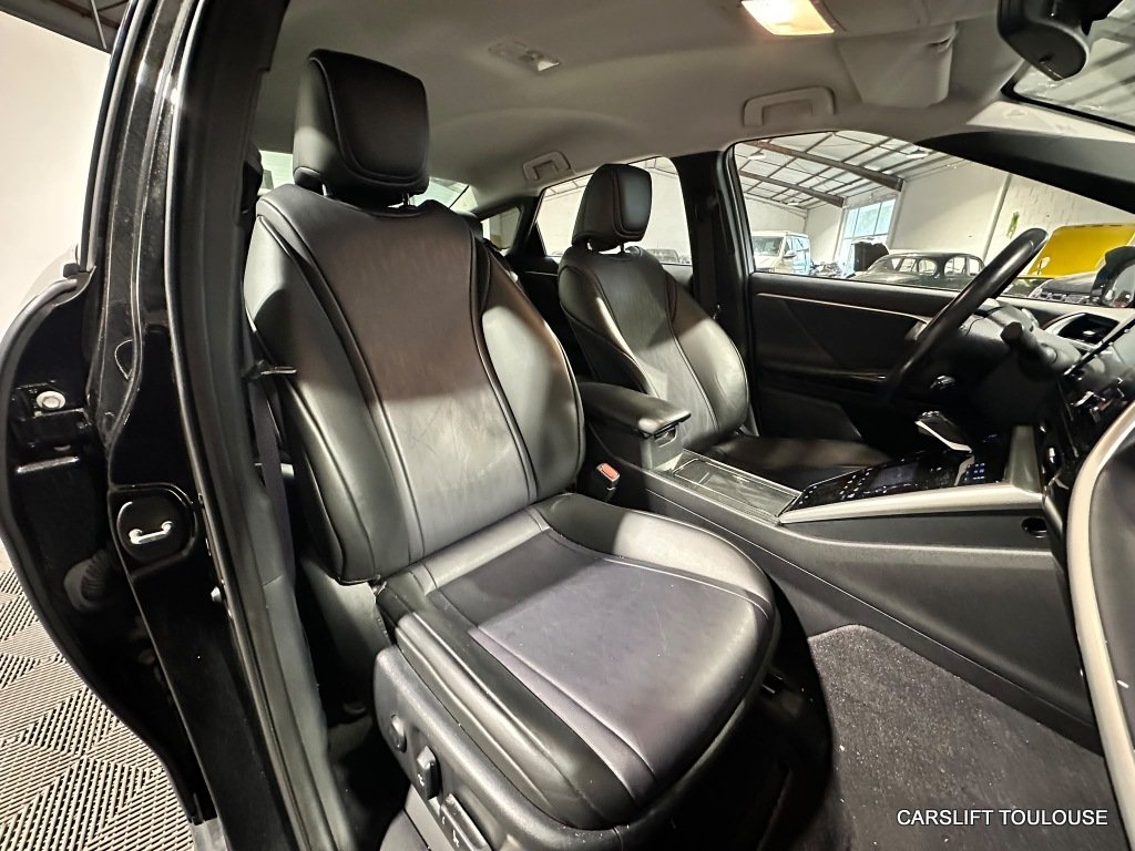 Toyota Mirai - Photo 11