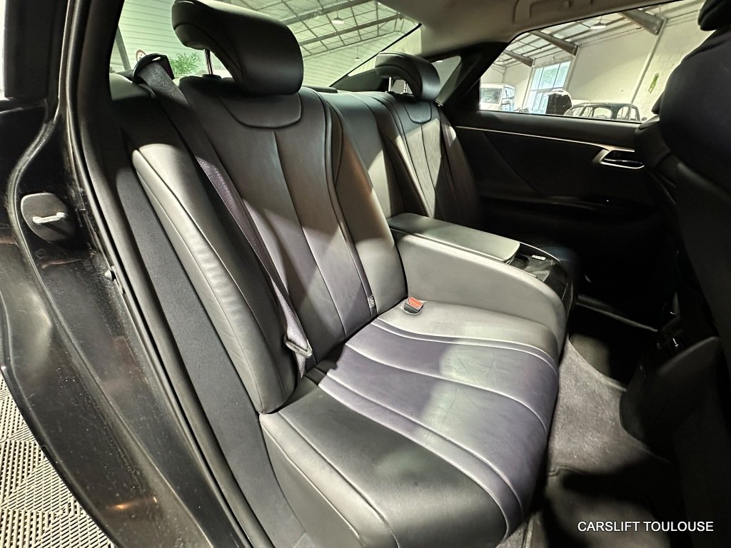 Toyota Mirai - Photo 12