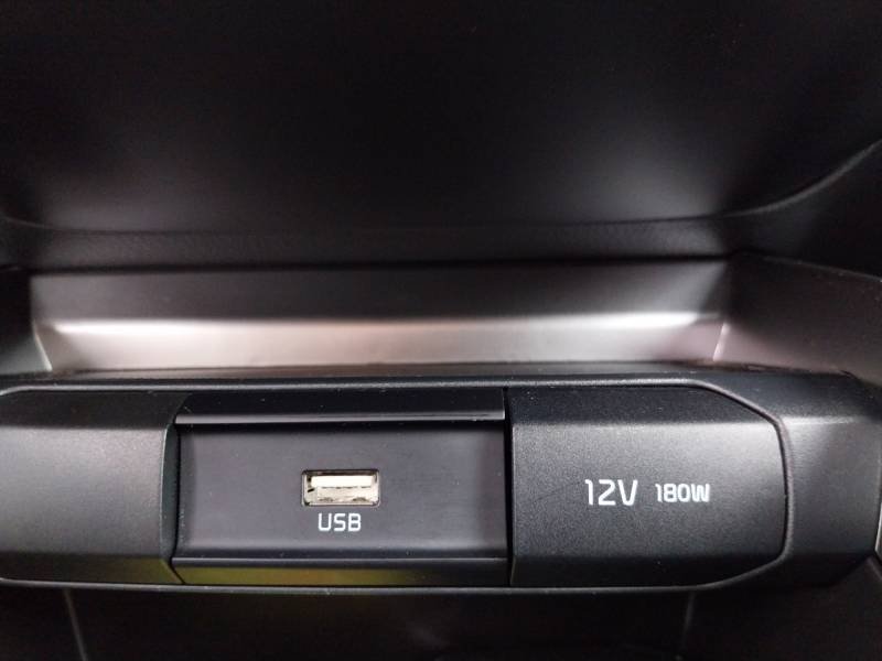 Kia Stonic - Photo 18