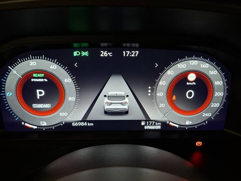 Nissan Qashqai - Photo 11