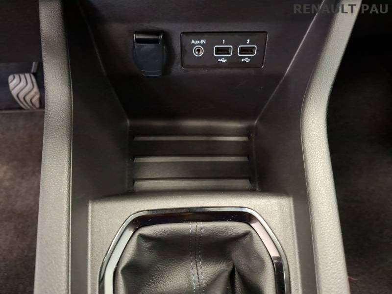 Renault Clio - Photo 24