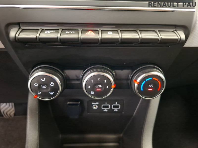 Renault Clio - Photo 27